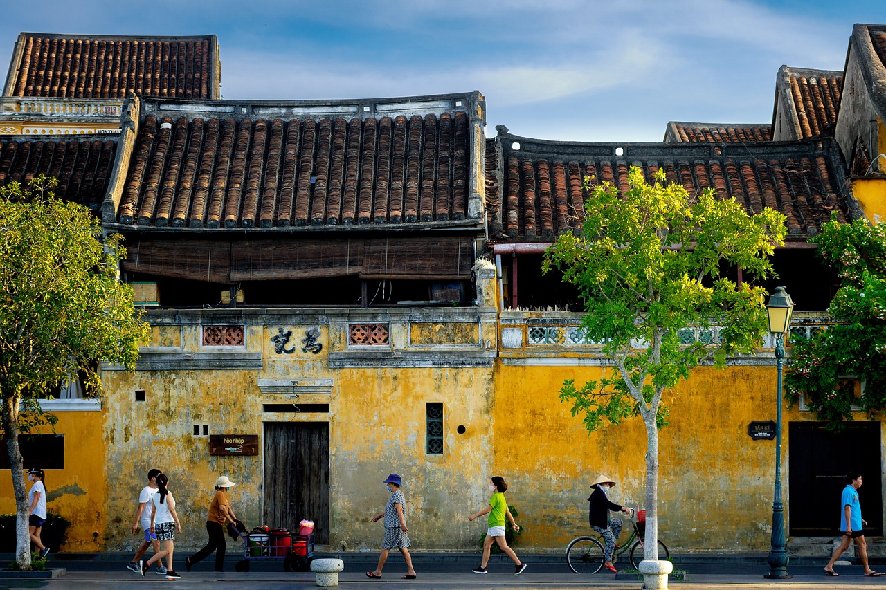 Hoi An riverside